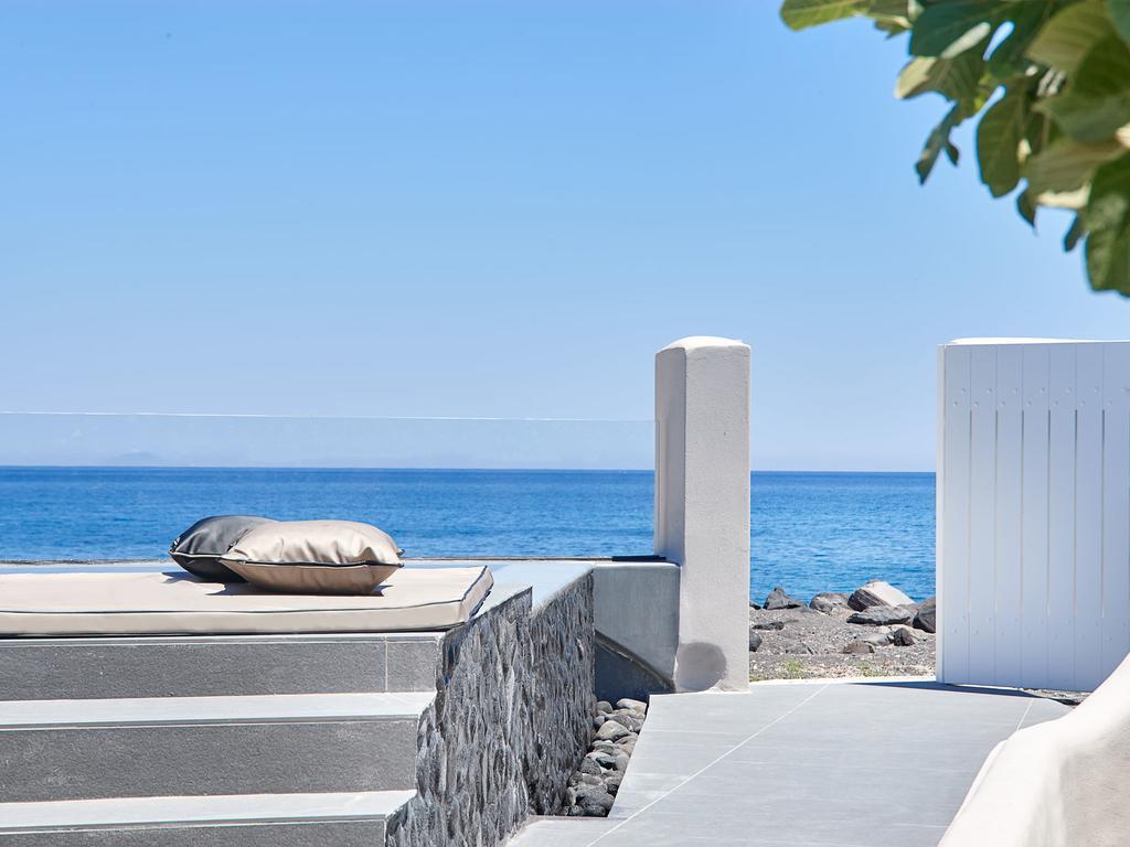 Incognito Beach Villa Santorini Kamári エクステリア 写真