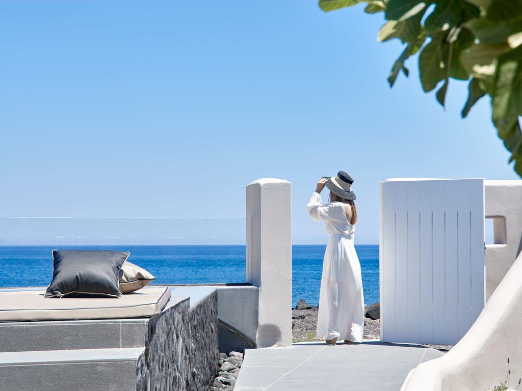 Incognito Beach Villa Santorini Kamári エクステリア 写真