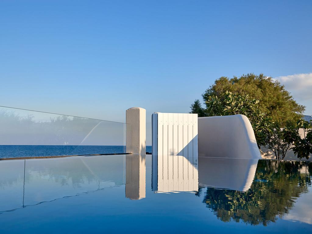 Incognito Beach Villa Santorini Kamári エクステリア 写真