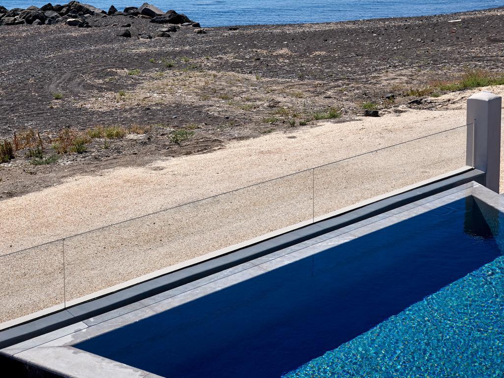 Incognito Beach Villa Santorini Kamári エクステリア 写真